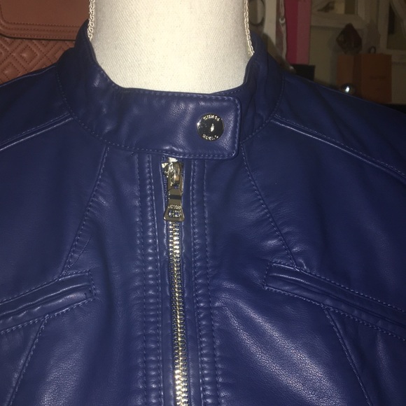 Guess jacket blue worn once small - Picture 2 of 8